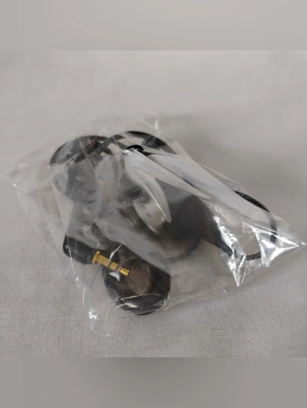 (NO PHONE) LG UX3300 US Cellular Empty Box + Clip Holster Headphones & Cover